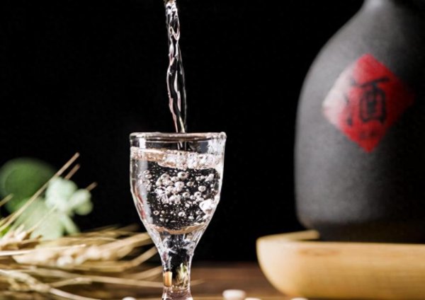 诚信配资 白酒再次成为关注中心！医生发现：糖尿病喝白酒时，多留意8点！